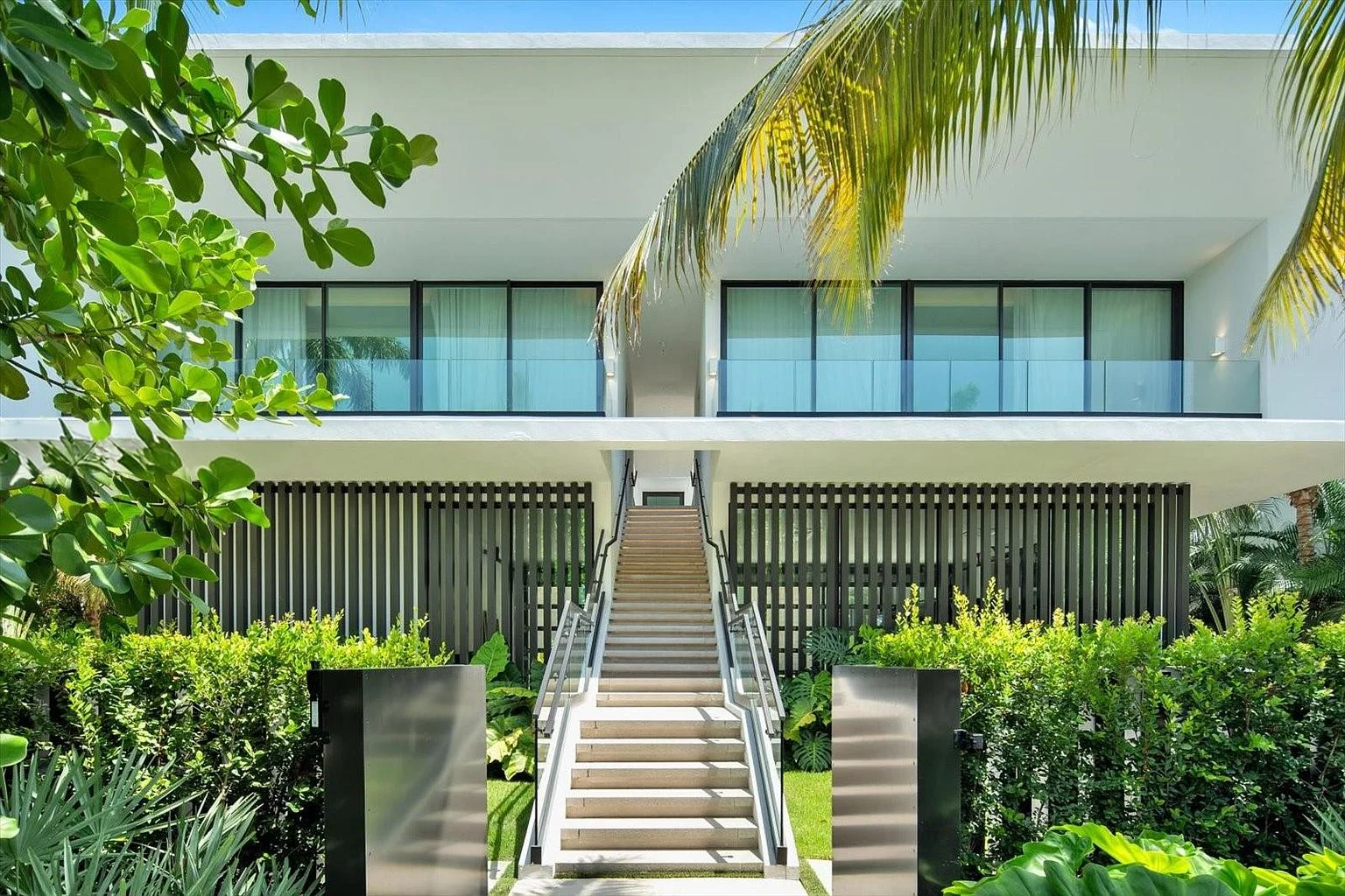 Street façade and arrival stair
